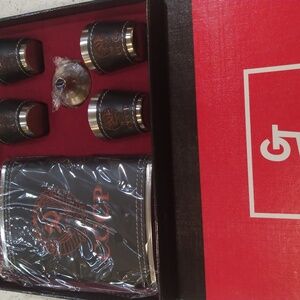 New Logo Hammer And Sickle USSR Russian Steel Flask and Shot Glass Set